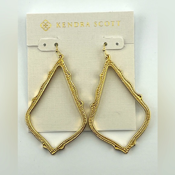 Kendra Scott Jewelry - Kendra Scott Gold‎ Sophee Drop Earrings New!